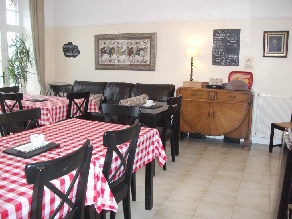 Au Bon Accueil Bed & Breakfast Saint-Marcan Room photo